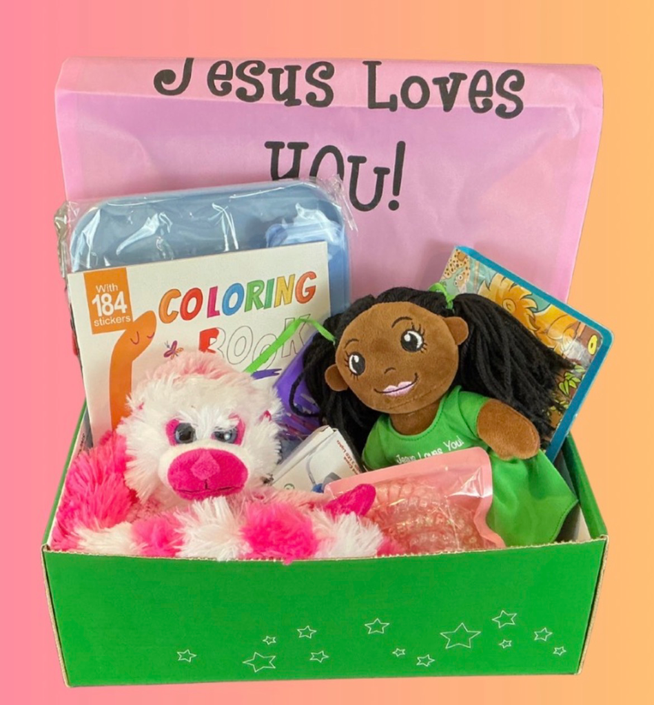 Lovable Friends Themed Shoebox